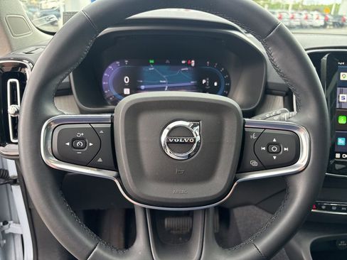 Used 2024 Volvo XC40 B5 Plus w/ Protection Package Premier AWD/4WD image 20