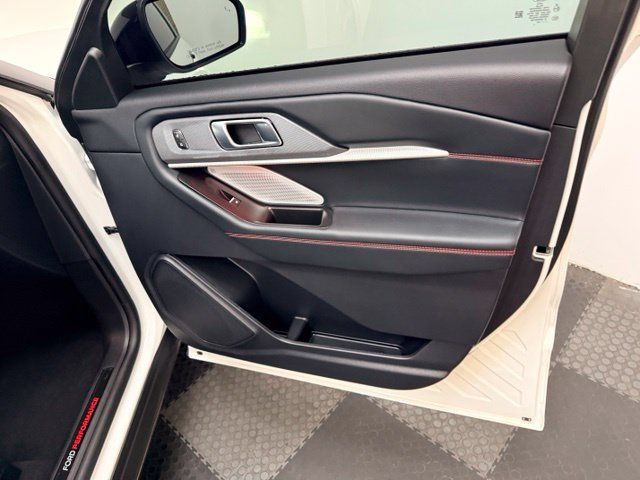 Used 2025 Ford Explorer ST w/ Sun And Sound Package AWD/4WD image 35