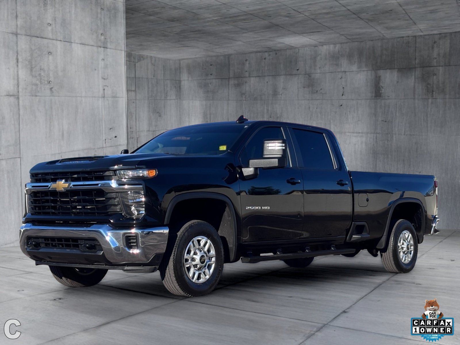 Used 2026 Chevrolet Silverado 2500 LT AWD/4WD image 2