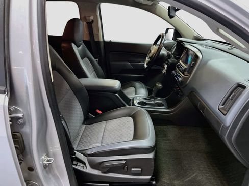 Used 2015 Chevrolet Colorado Z71 AWD/4WD image 27