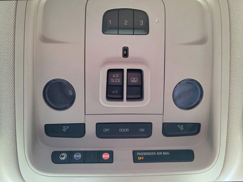 Used 2016 Cadillac XTS Premium image 14