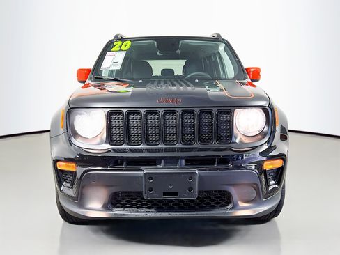 Used 2020 Jeep Renegade Latitude AWD/4WD image 11