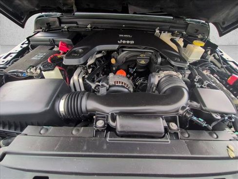 Used 2020 Jeep Gladiator Rubicon AWD/4WD image 20