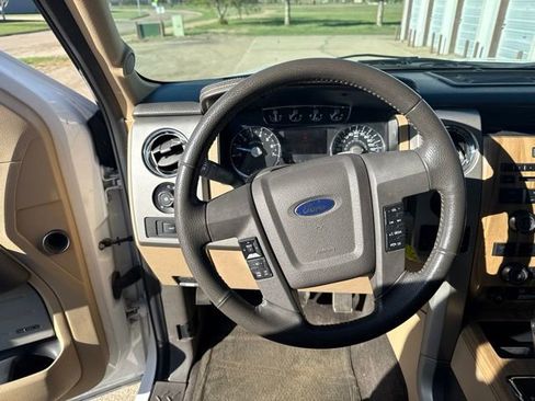 Used 2011 Ford F150 Lariat w/ Lariat Plus Pkg AWD/4WD image 15