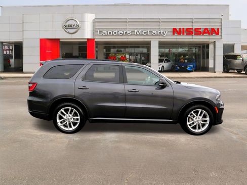 Used 2024 Dodge Durango GT image 2