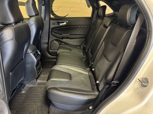 Used 2021 Ford Edge ST w/ Equipment Group 401A AWD/4WD image 31