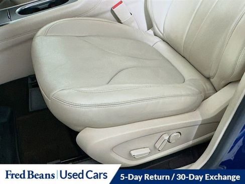 Used 2019 Lincoln MKC Reserve w/ MKC Climate Package image 21