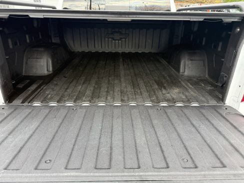 Used 2019 Chevrolet Silverado 1500 LT Trail Boss image 19