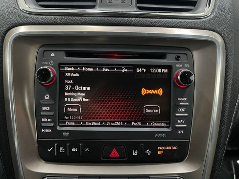 Used 2015 GMC Acadia Denali image 24