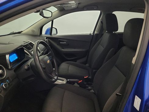 Used 2016 Chevrolet Trax LT FWD image 17