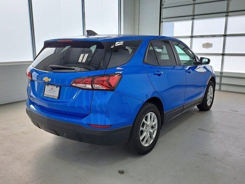 Used 2024 Chevrolet Equinox LS w/ LS Convenience Package FWD image 6