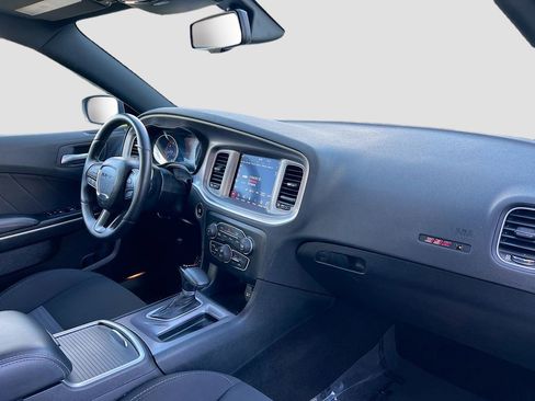 Used 2022 Dodge Charger Scat Pack w/ Driver Convenience Group RWD image 26