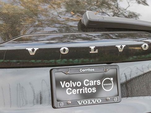 New 2026 Volvo XC90 T8 Ultra w/ Protection Package AWD/4WD image 10