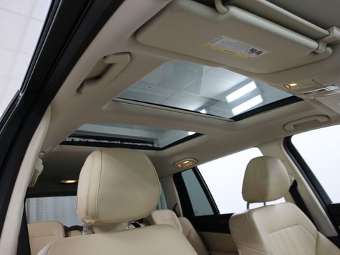 Used 2018 Mercedes-Benz GLS 450 4MATIC image 38