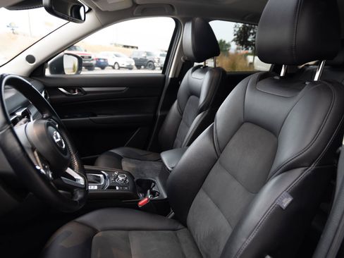 Used 2017 MAZDA CX-5 Touring w/ Preferred Equipment Package AWD/4WD image 15