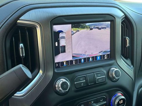 Used 2022 GMC Sierra 2500 Denali w/ Denali Ultimate Package AWD/4WD image 36