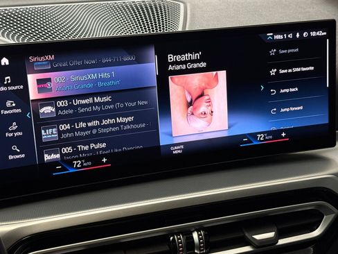 Used 2024 BMW M440i Coupe w/ Premium Package RWD image 21