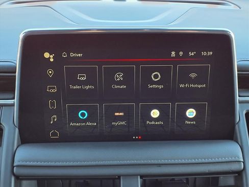 Used 2024 GMC Yukon XL SLE image 29