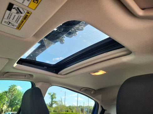 Used 2018 Honda HR-V EX image 32