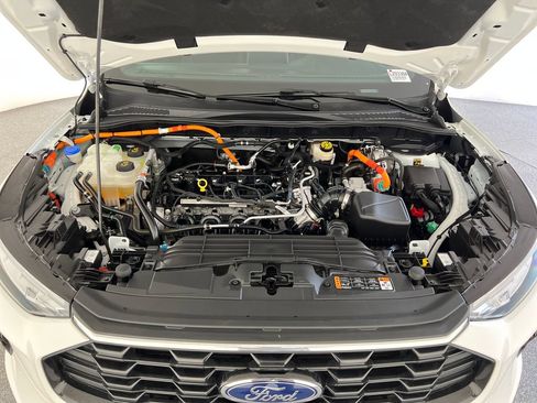 Used 2024 Ford Escape ST-Line w/ Equipment Group 301A FWD image 23