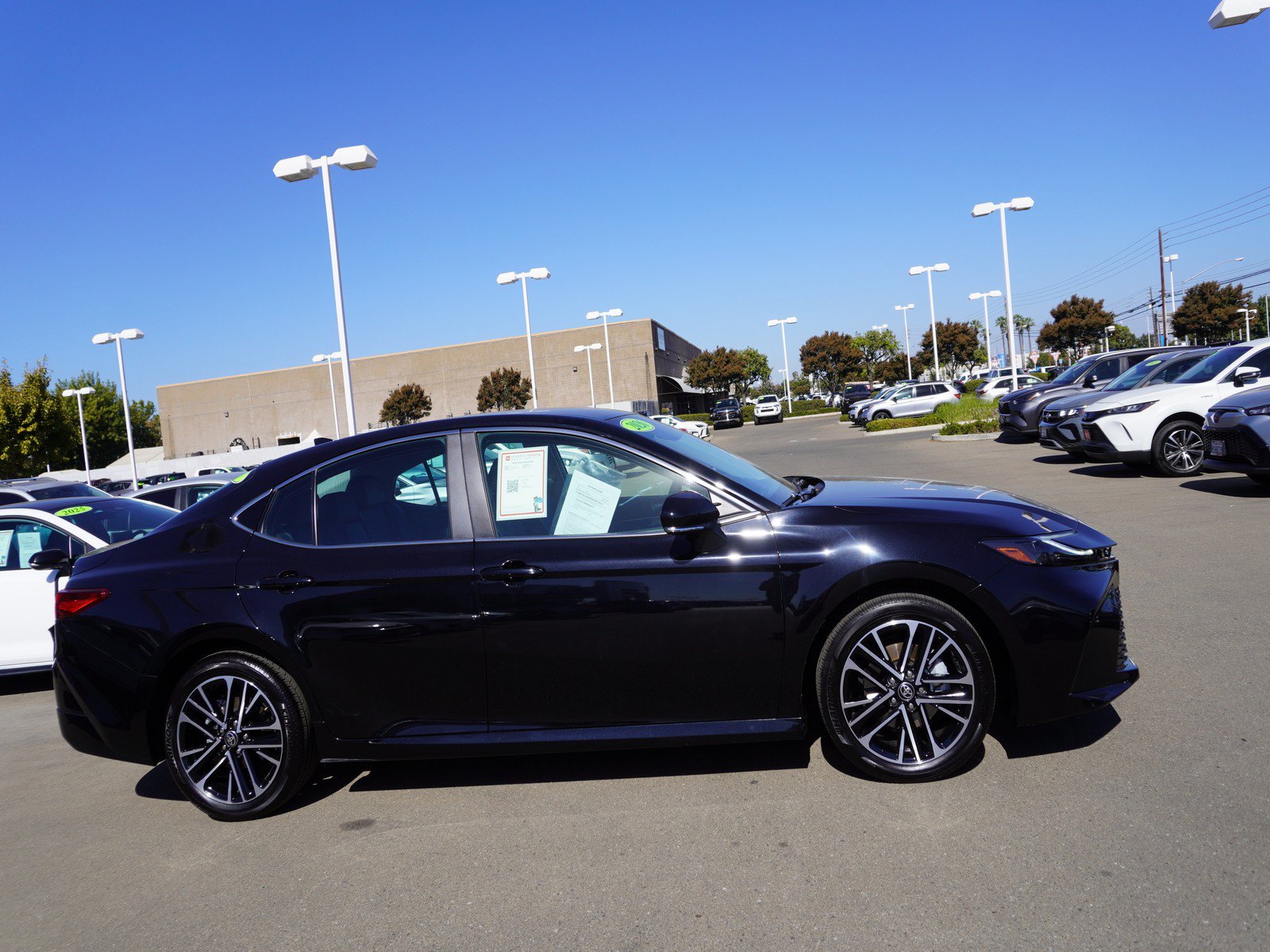 Used 2026 Toyota Camry XLE FWD image 4