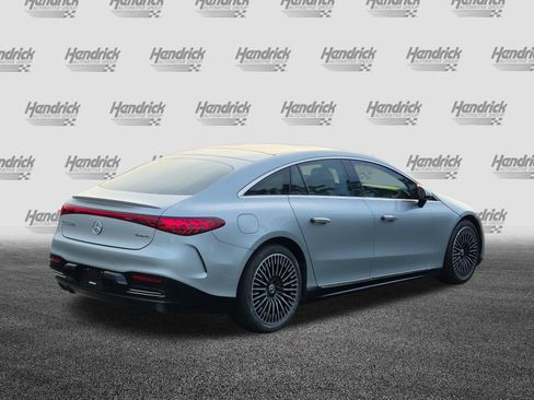 Used 2022 Mercedes-Benz EQS 580 4MATIC Sedan image 10