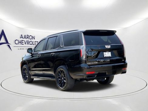 Used 2021 Cadillac Escalade Sport RWD image 5