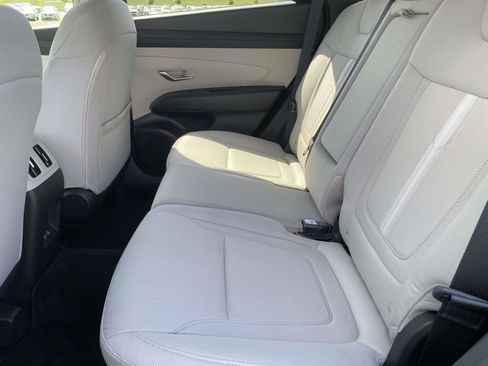 Used 2025 Hyundai Tucson SEL FWD image 11