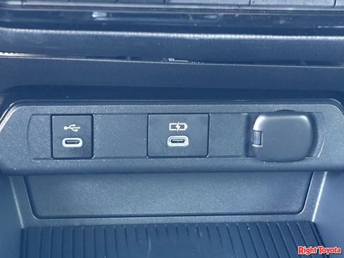Certified 2024 Toyota Prius Limited w/ Limited Premium Package FWD image 27