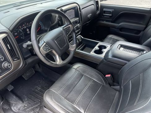 Used 2017 GMC Sierra 1500 Denali w/ Denali Ultimate Package AWD/4WD image 10