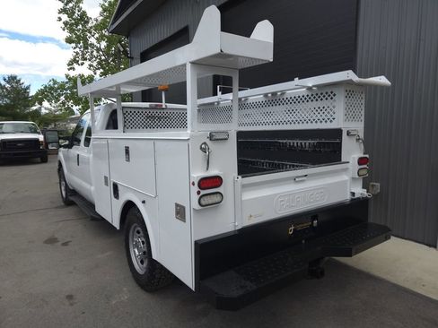 Used 2015 Ford F350 XL RWD image 3
