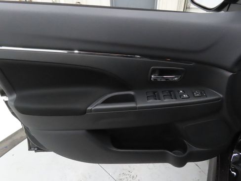 New 2026 Mitsubishi Outlander Sport LE AWD/4WD image 10