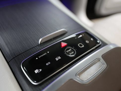 Used 2023 Mercedes-Benz EQS 580 4MATIC SUV image 41