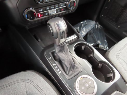 New 2025 Ford Bronco Big Bend image 14