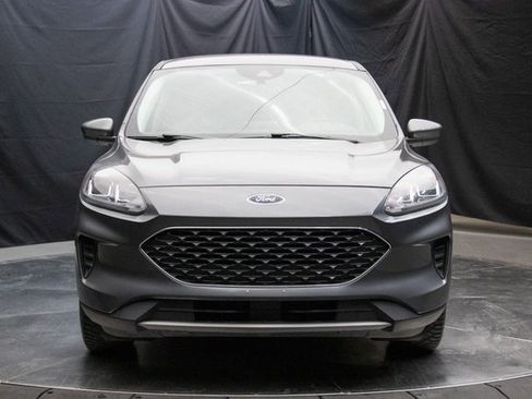Used 2021 Ford Escape SE w/ Cold Weather Package image 4