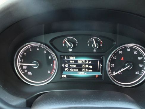 Used 2018 Buick Enclave Essence w/ Trailering Package FWD image 22