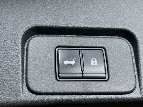 Certified 2021 Nissan Rogue Platinum AWD/4WD image 30