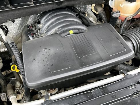 Used 2024 GMC Sierra 1500 SLT image 30