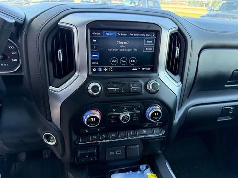 Used 2021 GMC Sierra 1500 Elevation w/ LPO, Elevation Black Package AWD/4WD image 15