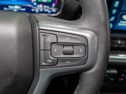 Used 2024 Chevrolet Silverado 2500 LTZ w/ LTZ Convenience Package image 27