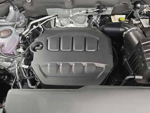 New 2026 Volkswagen Atlas SE image 24