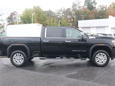 Used 2020 GMC Sierra 3500 Denali w/ Denali Ultimate Package image 8