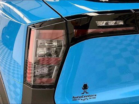 New 2026 Nissan Kicks SR w/ Cold Weather Package FWD image 18