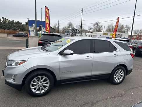 Used 2018 Chevrolet Equinox LT image 10