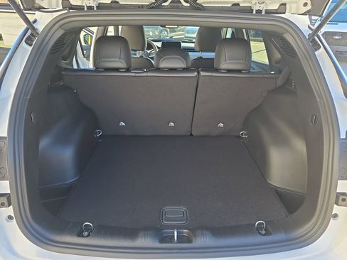 New 2026 Jeep Compass Latitude AWD/4WD image 13