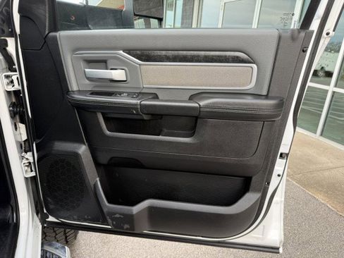 Used 2022 RAM 2500 Big Horn image 24