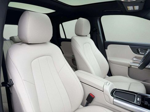 Certified 2026 Mercedes-Benz GLA 250 4MATIC image 27