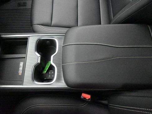 New 2026 GMC Acadia Elevation w/ Elevation Premium Package AWD/4WD image 13