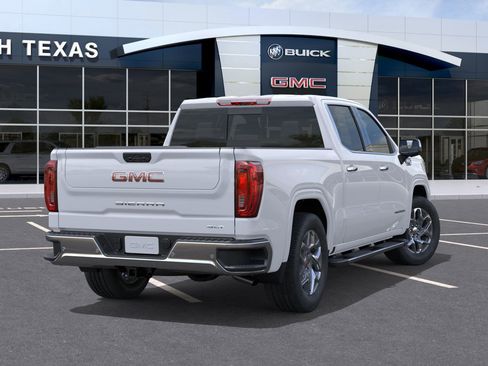 New 2026 GMC Sierra 1500 SLT image 4