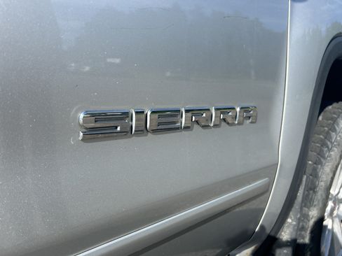 Used 2015 GMC Sierra 1500 SLE w/ SLE Value Package AWD/4WD image 28